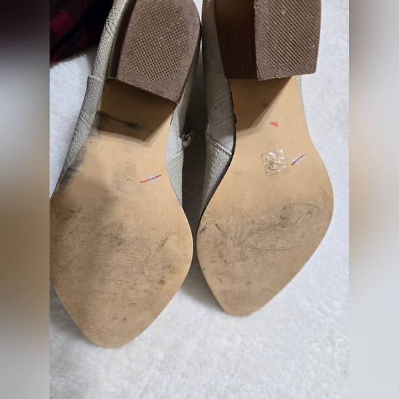 Coconuts by Matisse Vegan Snake Skin Going West Zip Up Heeled Bootie Boots - Picture 11 of 16